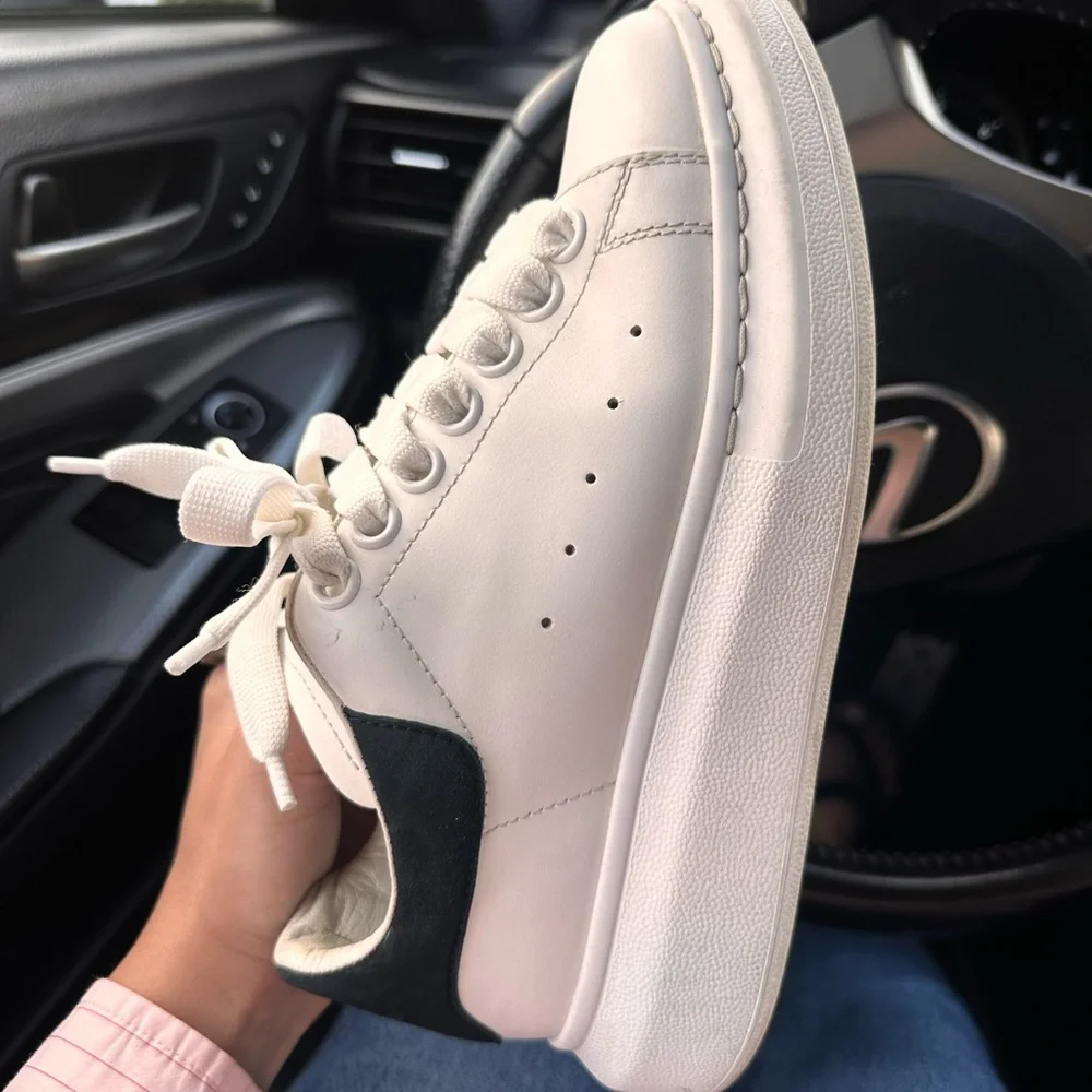 Alexander McQueen Woman Sneakers- Authentic - Picture 5 of 11